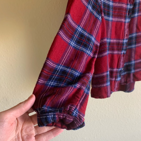 Girls Plaid Button Up- size 5 - Picture 3 of 4